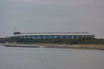 <p>The Marines' home on the shores of Tokyo Bay</p>