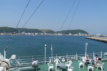 <p>Ferry from Keikyu Kurihama to Nokogiriyama</p>