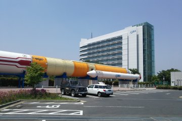 Main complex