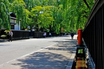 <p>It is easy to imagine samurai riding along these wide roads in ancient times</p>