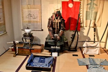 <p>Some samurai armor</p>
