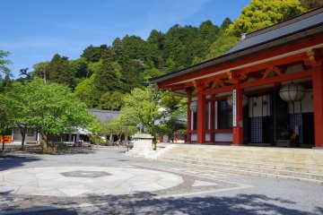 <p>Main Hall of Kurama Temple and the stone pavement indicating the power spot</p>