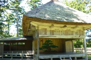 <p>Sc&egrave;ne de nō traditionnelle</p>