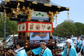<p>The Sanno Matsuri parade leaving the Imperial Palace</p>