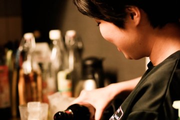 <p>The counter; a great&nbsp;variety of drinks are available.</p>