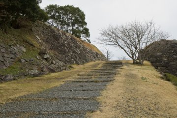 <p>Staircase leading up toward where the main keep was</p>