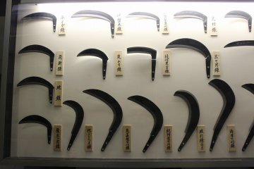 <p>The blacksmiths earned their living by making many better&nbsp; implements&nbsp;&nbsp;such as &nbsp;sickles or hoes adapted to different farm work</p>