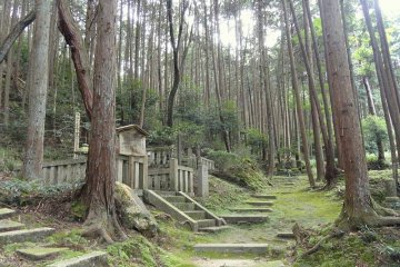 <p>Ernest Fenollosa's grave, in the graveyard of Homyoin Temple,&nbsp;Otsu, Shiga</p>