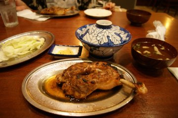 <p>Hinadori chicken</p>