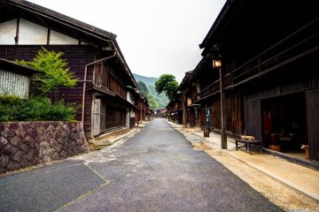 <p>Look at how well preserved this town is</p>