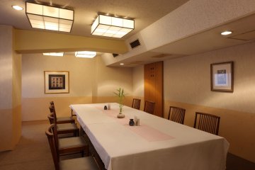 <p>Meeting Room</p>