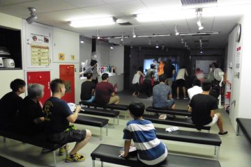 <p>One group is limited to 30 persons so that everybody can try each activity</p>