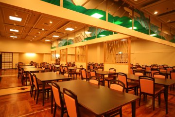 Restaurant for dinner and breakfast