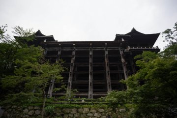 <p>The temple from down below</p>