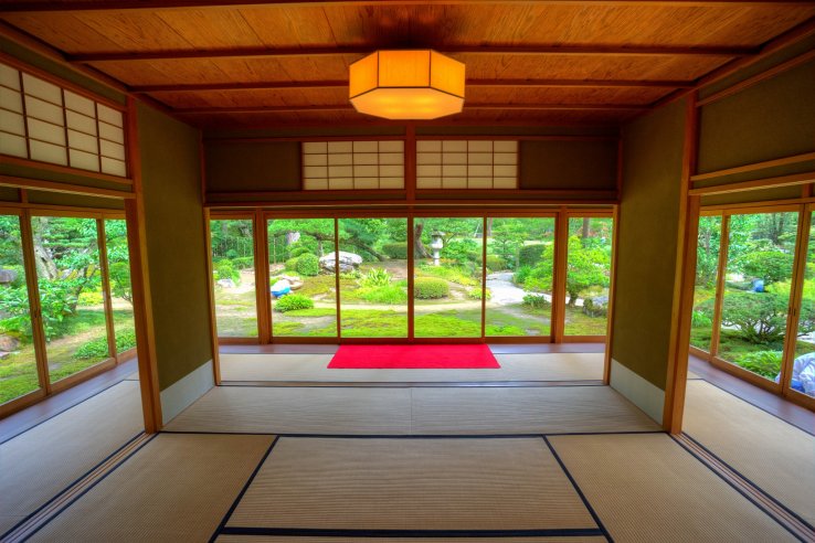 <p>Inside the teahouse</p>