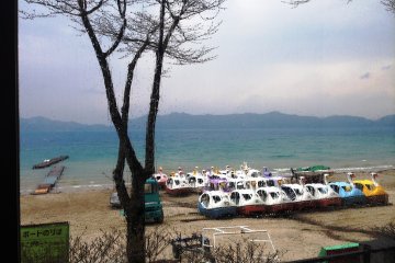 Even on a cloudy day the view of the lake and mountains is magnificent.