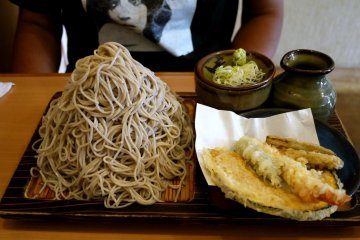 Eating Soba at Minato-an 