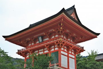 <p>清水寺侧面</p>