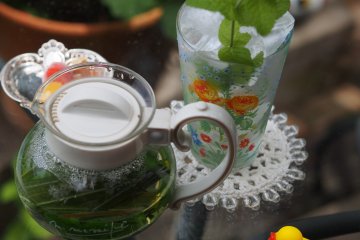 <p>Tea fresh from the garden</p>
