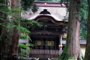 Closer look at Kara-mon Gate