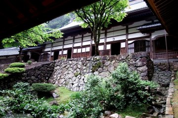 <p>Hattō (Lecture Hall) viewed from the corridor below</p>