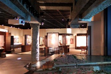 <p>All kinds of Fukui-related historical artifacts are displayed here</p>