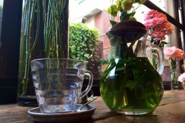 <p>Refresh blend tea : A perfect choice in sunny days</p>