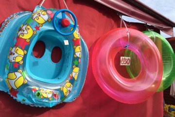 <p>Colorful and reasonably priced beach toys!</p>