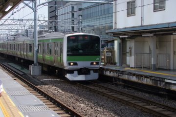 <p>Kereta ini membawa jutaan orang setiap harinya</p>