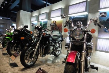 <p>Heaven for motorcycles lovers!</p>