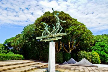 <p>&lsquo;Senbotsu-sen-no-Hi&rsquo;; a statue dedicated to fallen sailors in Kannonzaki Park</p>