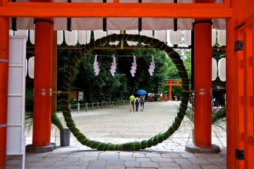 <p>Romon Gate has a ringed entrance in summer</p>