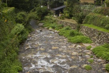 <p>The Notori River runs through the center of the old castle town</p>