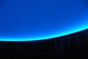 <p>Before the show started, I was able to get this shot inside the hybrid optical-digital planetarium. This is but a quadrant of the actual view. It was a grand finale as they showed what the night sky would look like if there were absolutely no type of pollution to block the stars' visibility. It's truly an unforgettable sight and totally worth seeing.</p>