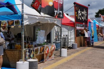 Some outside food vendors