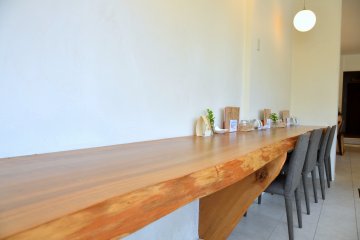 <p>Interior of Kyoto's Treetop Cafe</p>