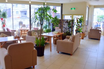 <p>Interior of Kyoto's Treetop Cafe</p>