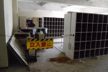 <p>The first floor is dangerous, and visitors need permission to enter the building. Even on other floors, there is glass underfoot.</p>