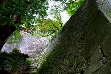 <p>Impressive stone walls surround the park</p>
