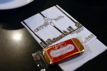 <p>Free treats and idle doodling</p>