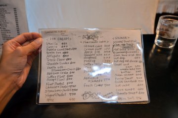 <p>Handwritten&nbsp;English menu</p>