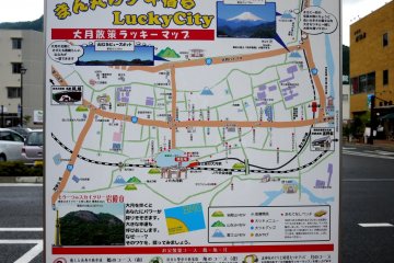 <p>The only English on the area map was 'Lucky City`</p>