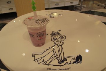 <p>If you're sitting alone, Mymble will join you</p>