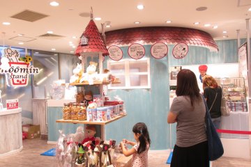 <p>The stand is designed to look like Moomin&nbsp;House</p>