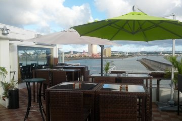 <p>Patio deck area, day time photo</p>