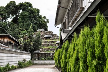 <p>Greeted by the sight of the Zuto Pyramid at the hotel entrance gates</p>