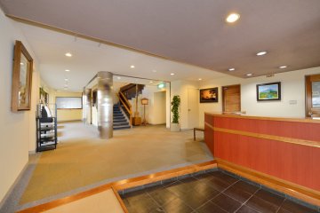 <p>Lobby area</p>