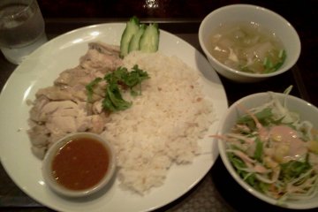 <p>Khao man gai lunch set</p>