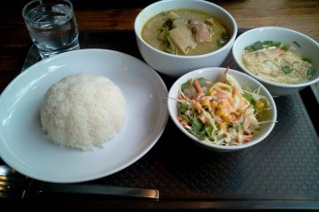 <p>Lunch served fresh and delicious</p>