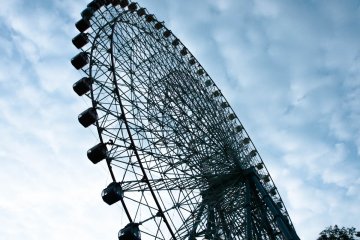 <p>Tempozan Ferris Wheel, bianglala terbesar di Osaka.</p>